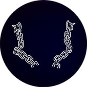 Gobo projection of chain motif from Austria’s coat of arms displayed on the facade of Neue Burg during Lichtblicke Österreichs — Chromotopia Austria light art installation.