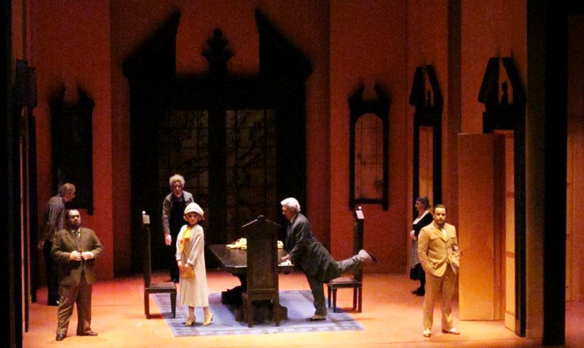 Latronica’s expert use of saturated color exaggerates the farcical elements inherent in the plot of Donizetti’s Don Pasquale.