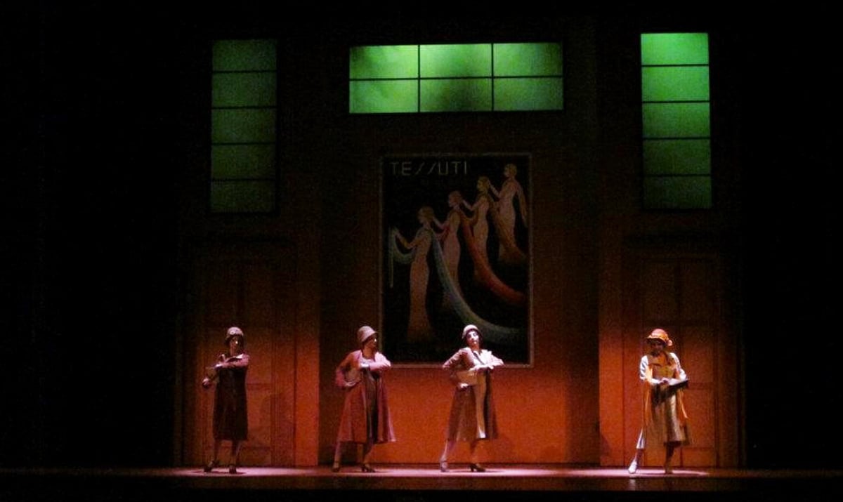 Another scene from “Don Pasquale” that perfectly captures the rich colors Latronica used to illuminate the Art Deco set.