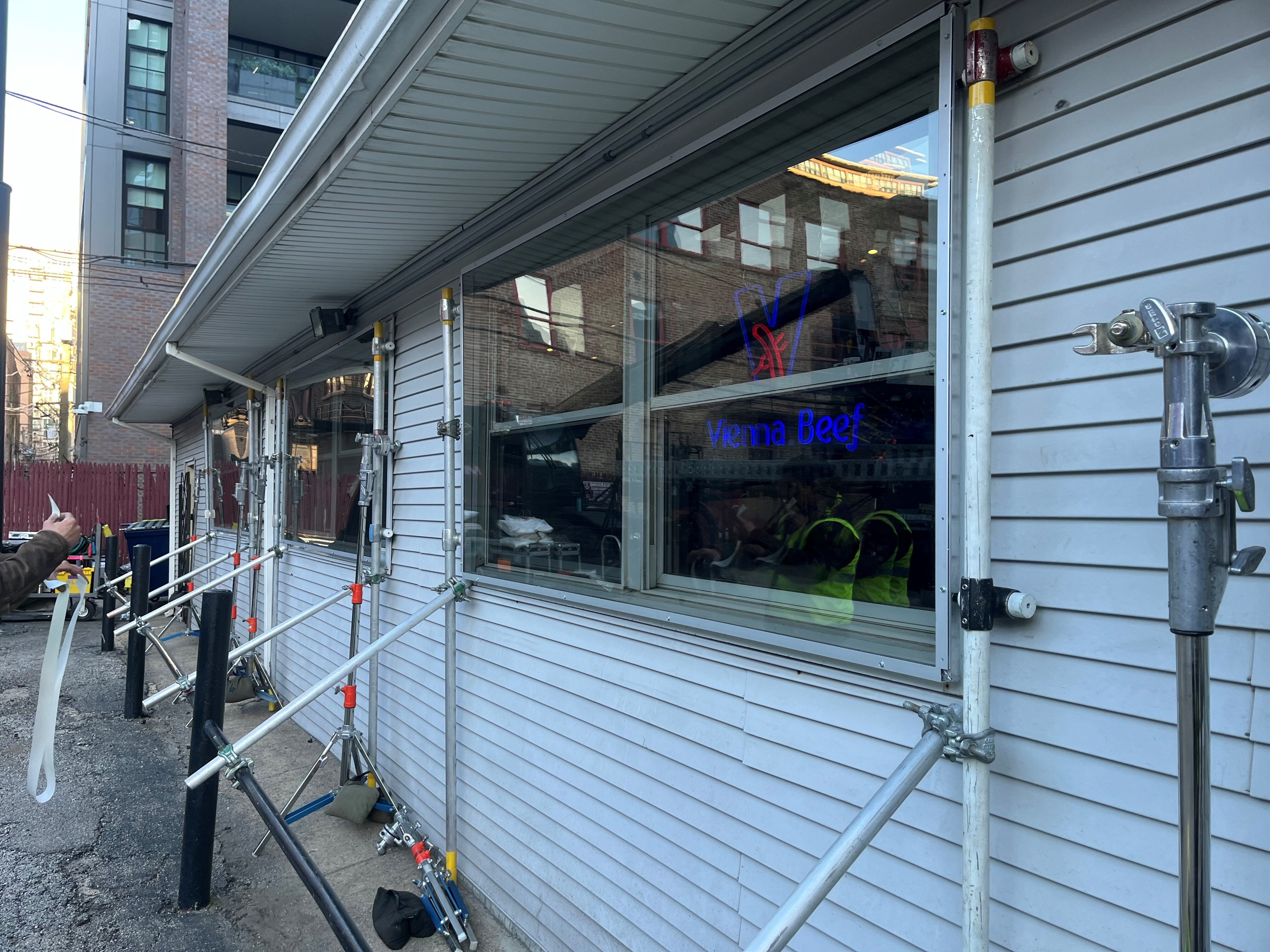 RoscoVIEW panels were attached to frames that were rigged outside the windows of a Chicago location while shooting the "Napkins" episode for season 3 of "The Bear."