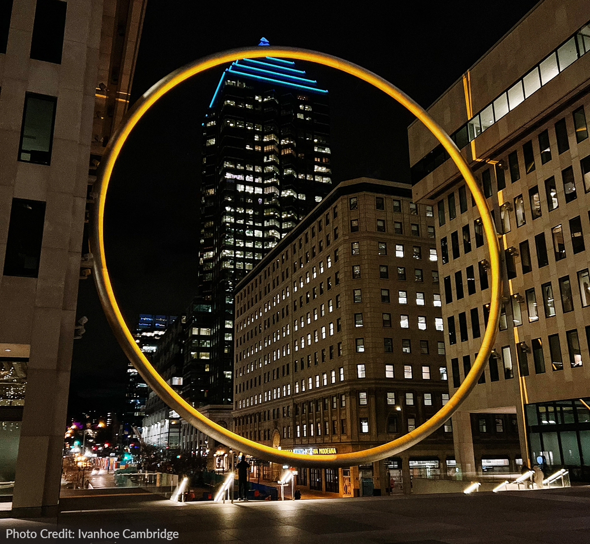 90-ft stainless ring lit amber by Rosco Permacolor dichroic filters